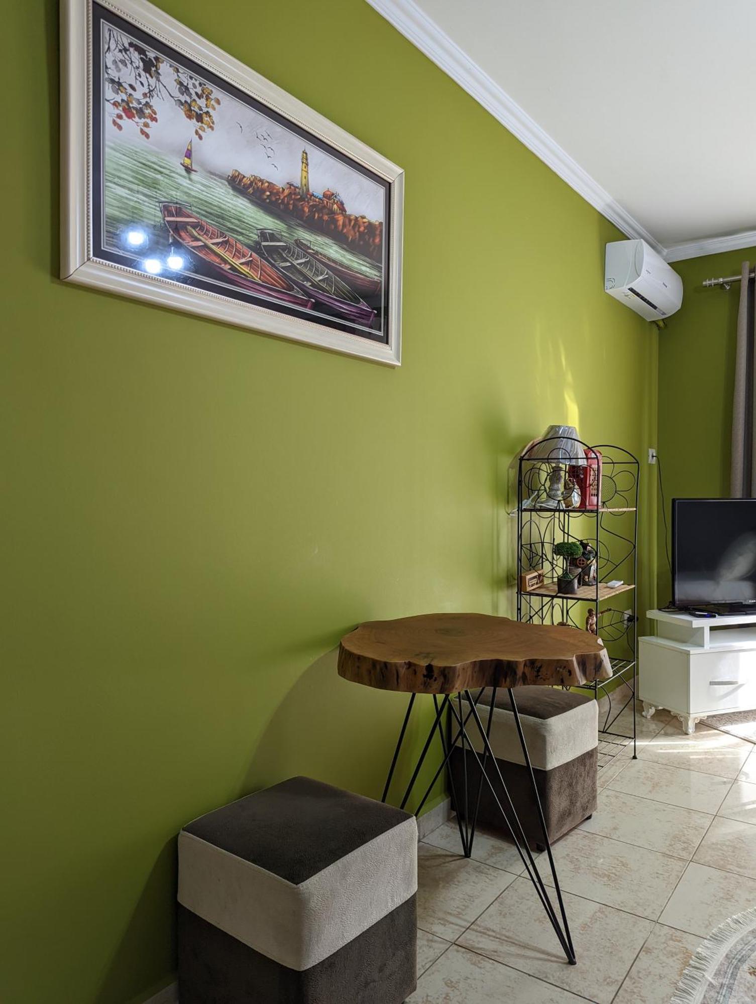 Ferienwohnung Downtown Retreat "Spiranca" Tirana Exterior foto