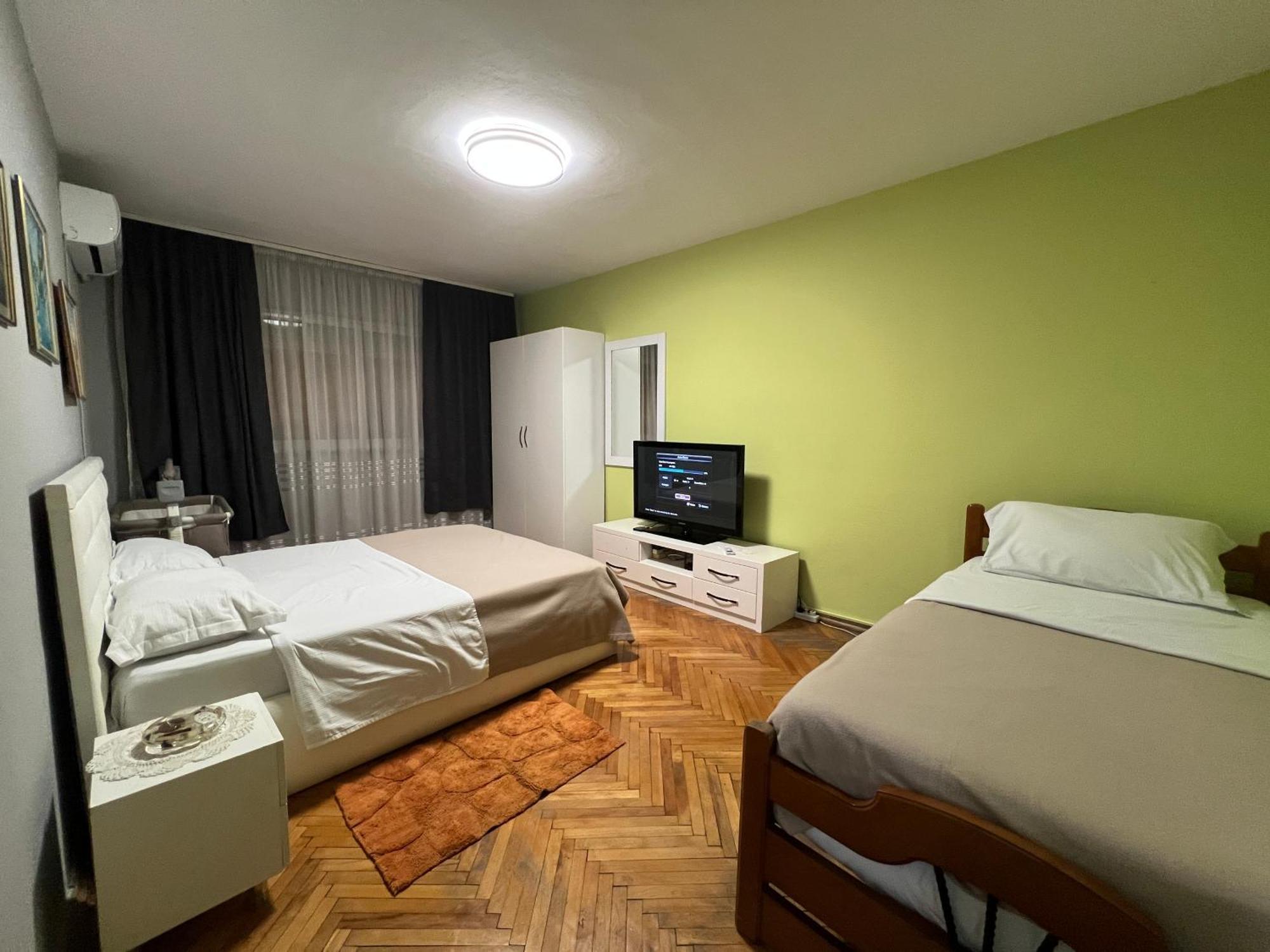 Ferienwohnung Downtown Retreat "Spiranca" Tirana Exterior foto