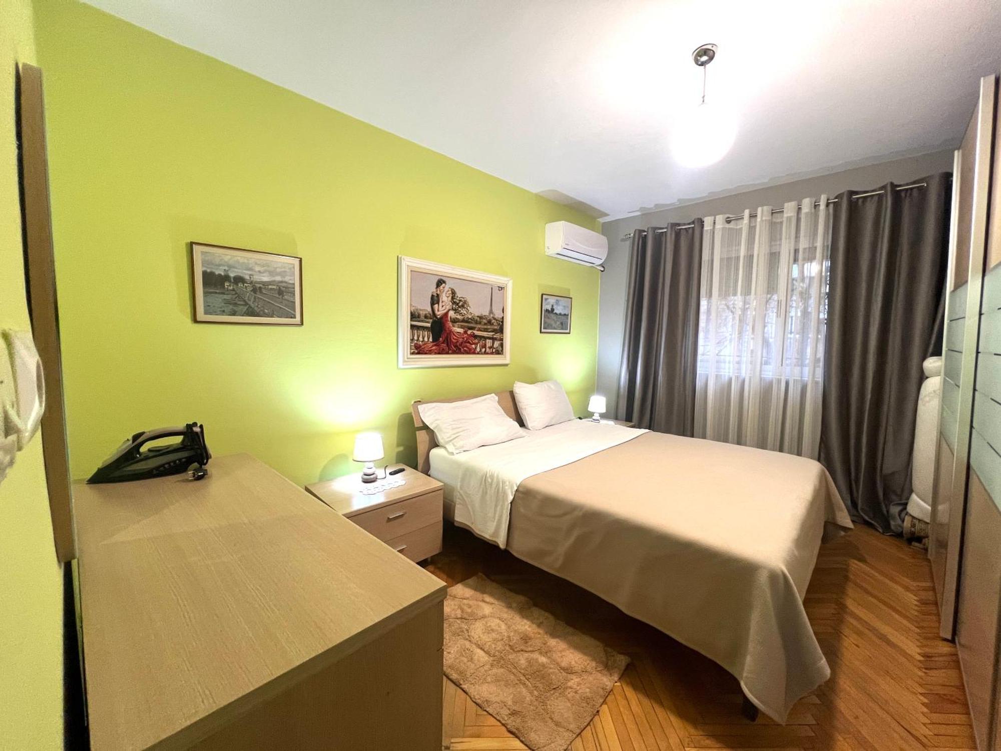 Ferienwohnung Downtown Retreat "Spiranca" Tirana Exterior foto